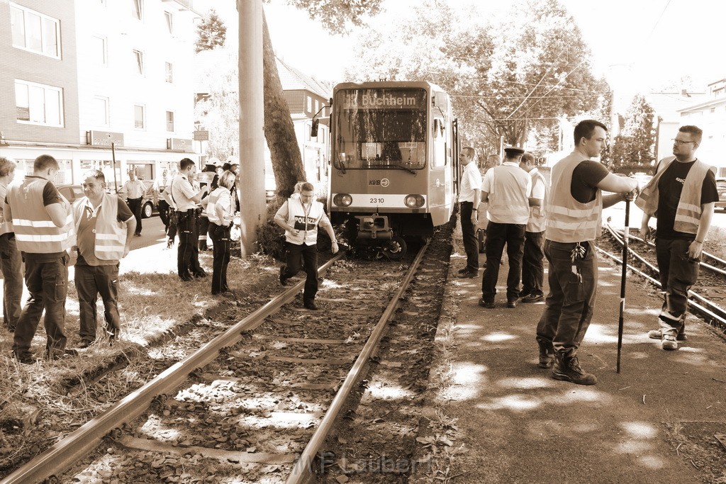 VU Roller KVB Bahn Koeln Luxemburgerstr Neuenhoefer Allee P020.JPG - Miklos Laubert